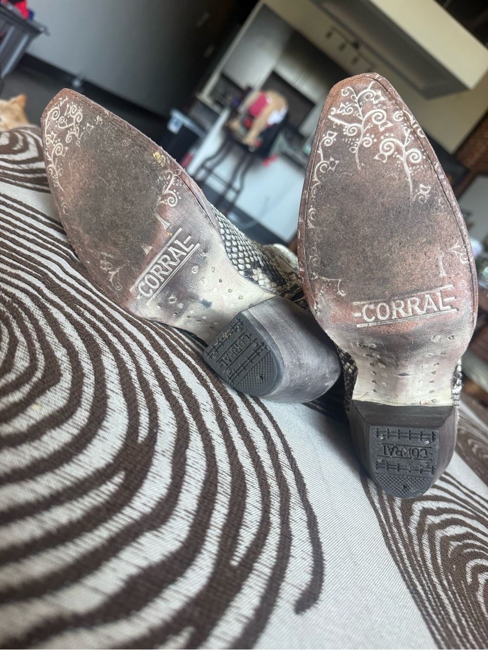 Corral Python leather boots! - Picture 4 of 7